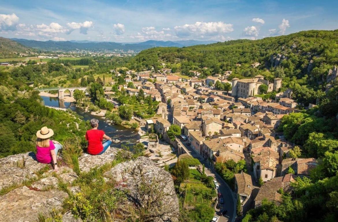Escapade Ardechoise - Parking Gratuit - Chateau A 2 Pas Aubenas