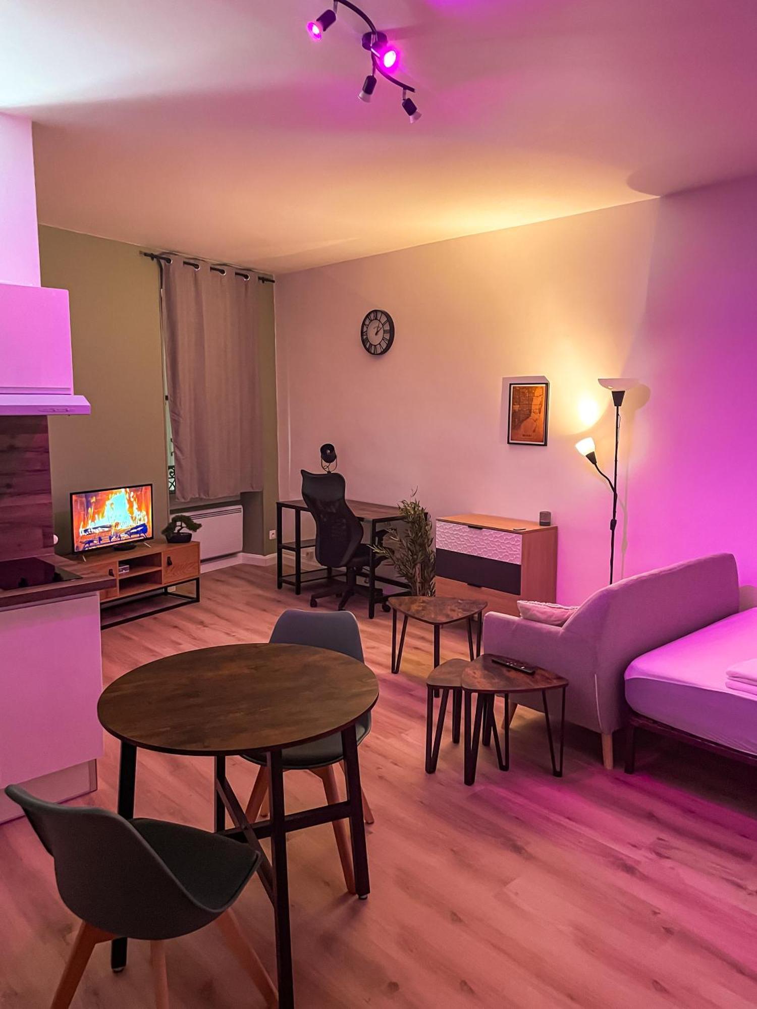 Escapade Ardechoise - Parking Gratuit - Chateau A 2 Pas *