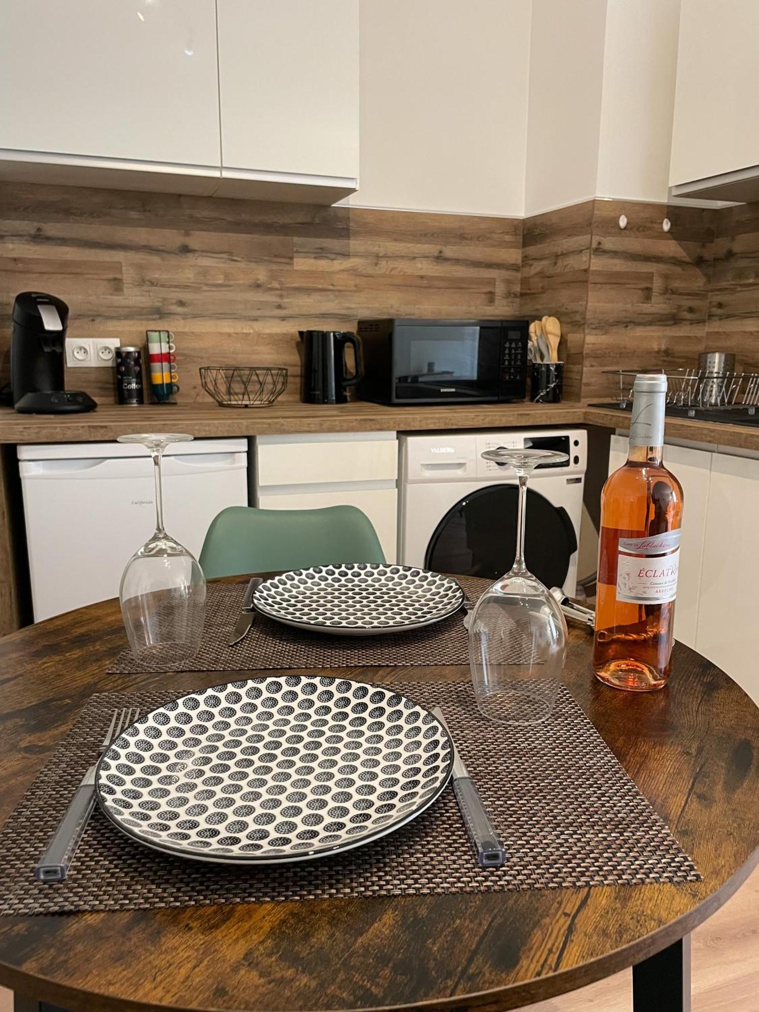Apartment Escapade Ardechoise - Parking Gratuit - Chateau A 2 Pas