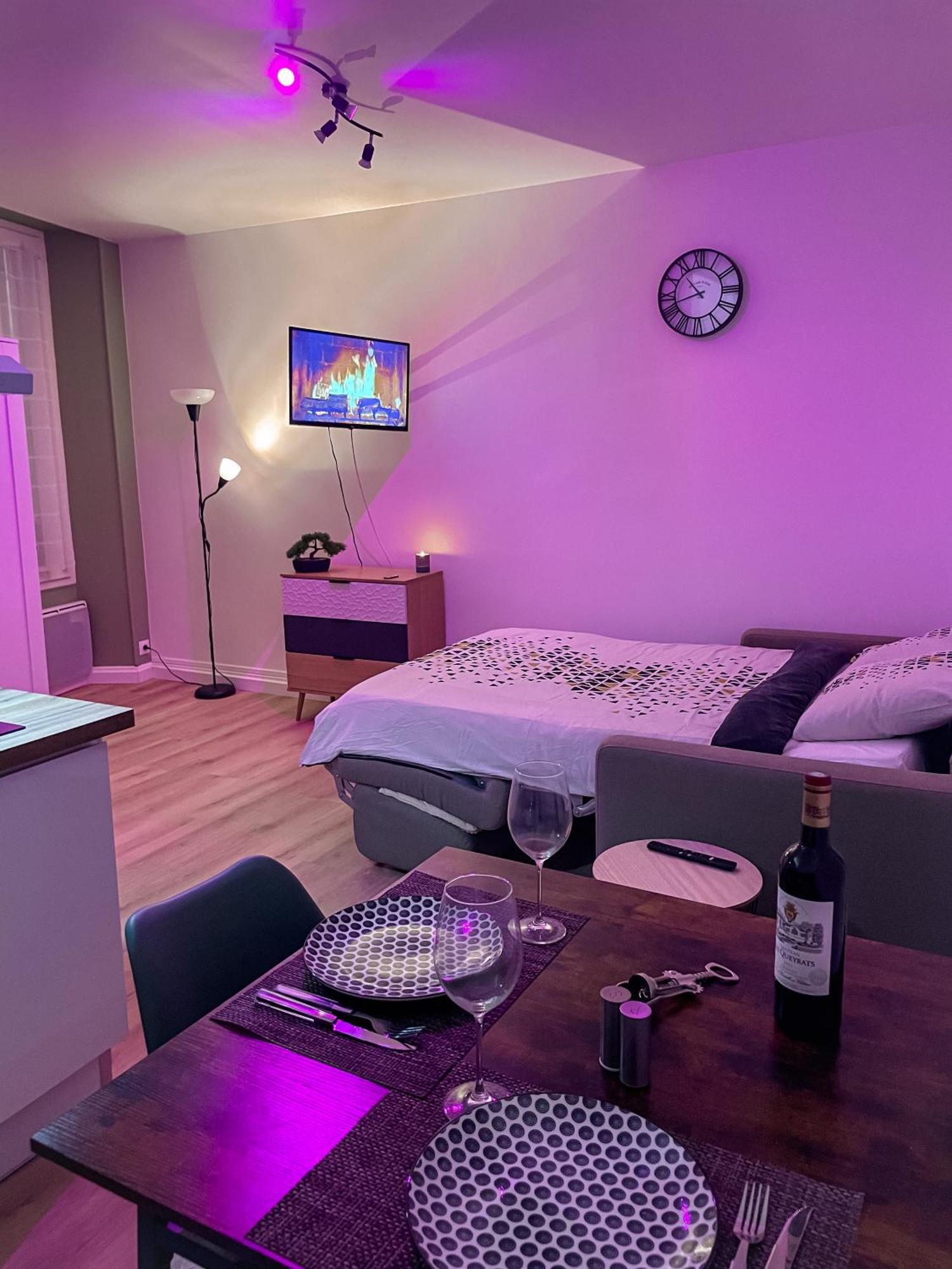 Apartment Escapade Ardechoise - Parking Gratuit - Chateau A 2 Pas Aubenas
